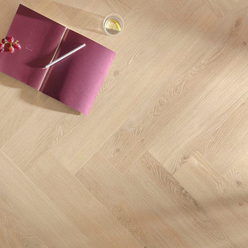 Floorify Hirame F300 - Rigidvinyl Klickplanke Fischgrät Vinylboden Floorify 